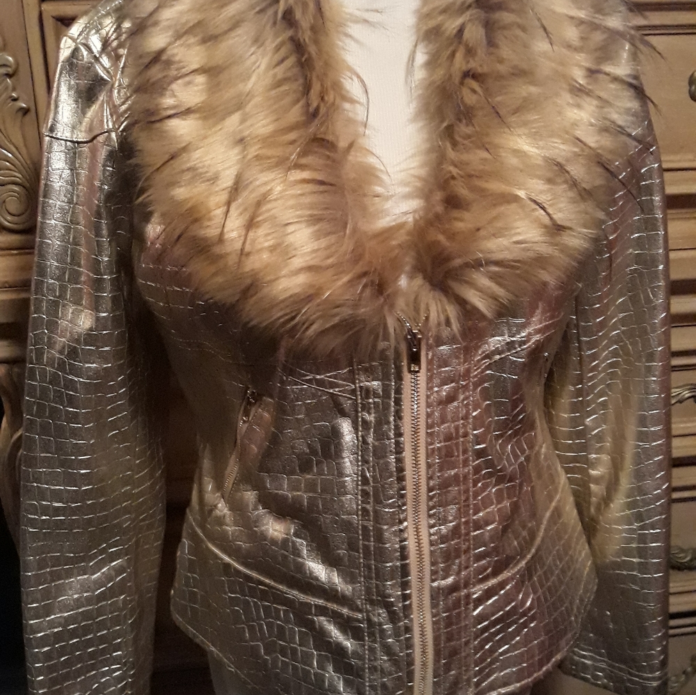 Jacket - Picture 4 of 6